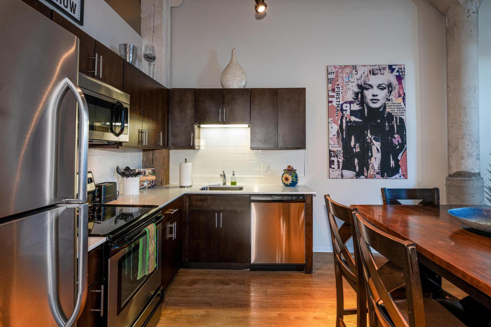 Luxery Stay Chicago - Themed Units! Close To Downtown, Mccormick Place & Wintrust Arena Esterno foto