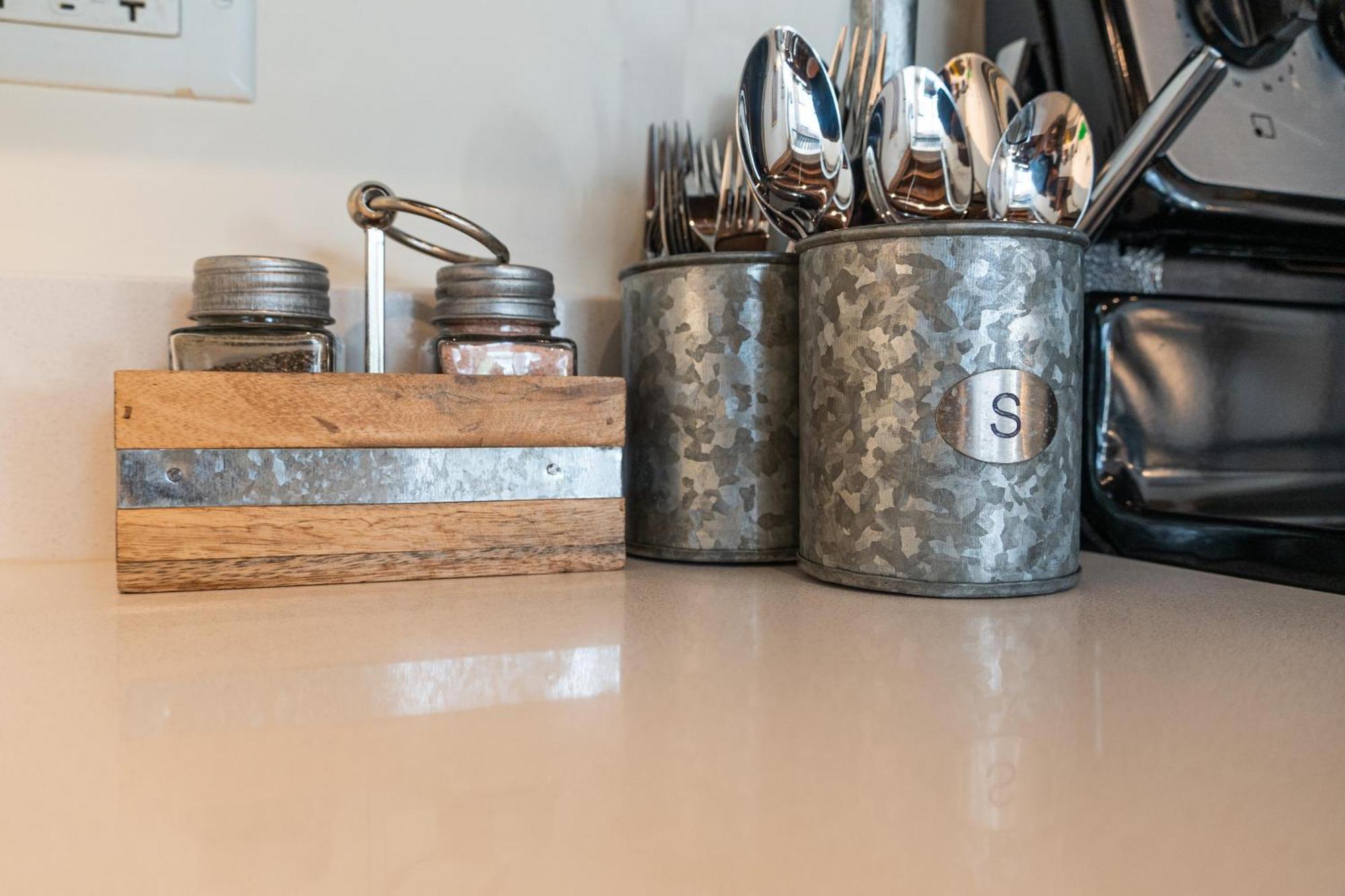 Luxery Stay Chicago - Themed Units! Close To Downtown, Mccormick Place & Wintrust Arena Esterno foto